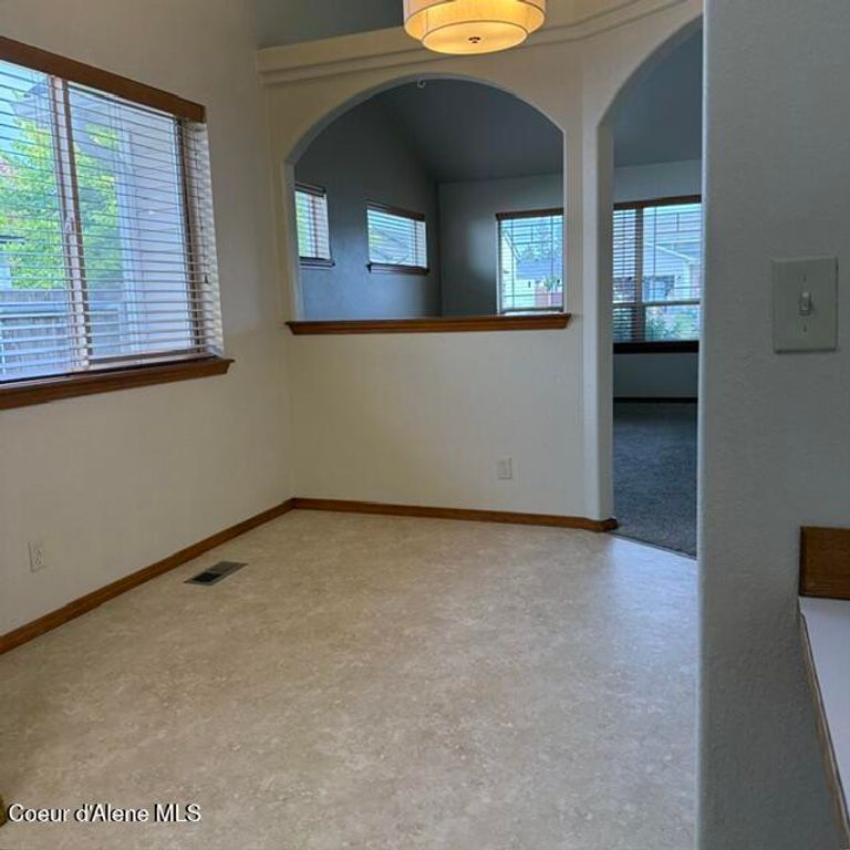 7533 N Winterview Drive, Coeur d'Alene, ID 83815 photo 5