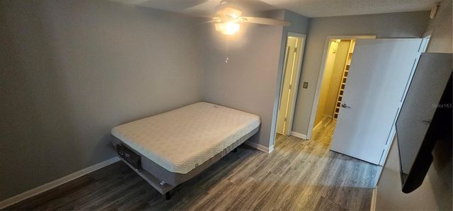 4075 SHORESIDE CIRCLE, Tampa, FL 33624