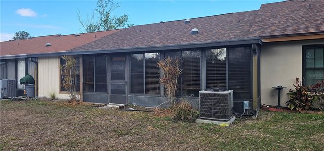 4075 SHORESIDE CIRCLE, Tampa, FL 33624