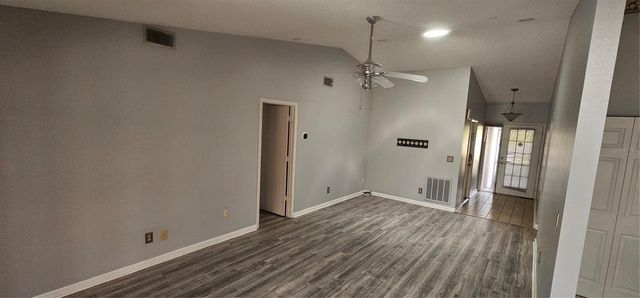 4075 SHORESIDE CIRCLE, Tampa, FL 33624