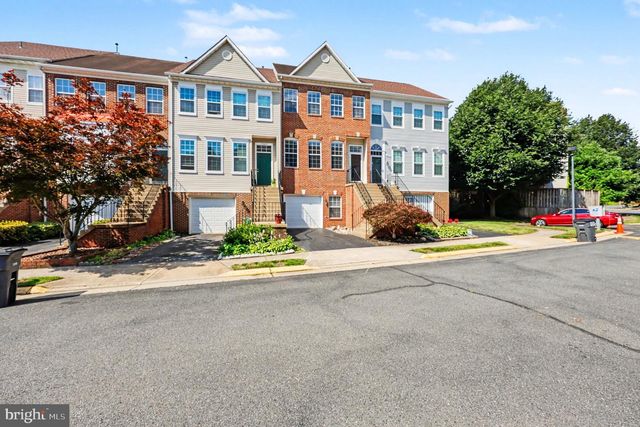 14651 SEASONS DR, Centreville, VA 20120