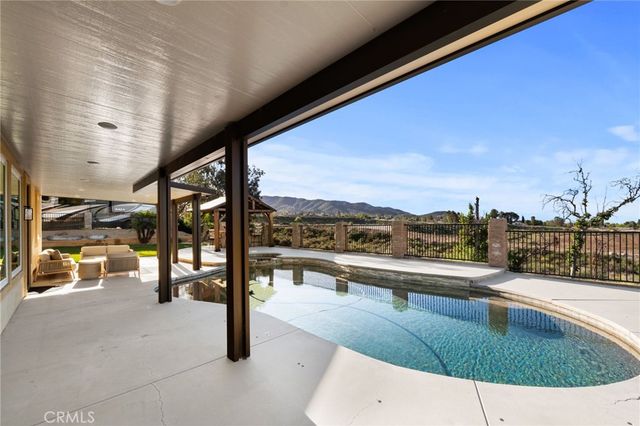 35443 Schafer Ranch, Yucaipa, CA 92399