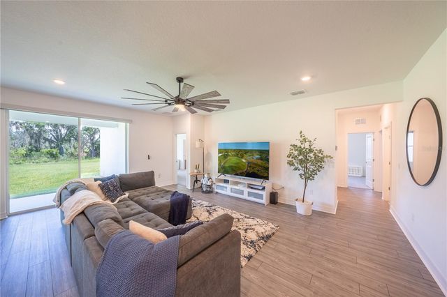 3818 N MARYLAND AVENUE, Plant City, FL 33565