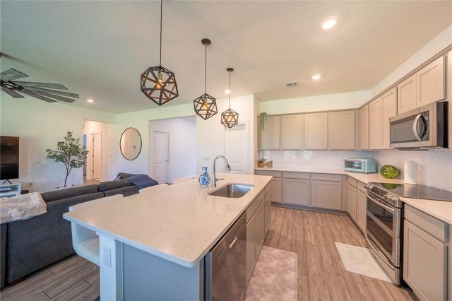3818 N MARYLAND AVENUE, Plant City, FL 33565