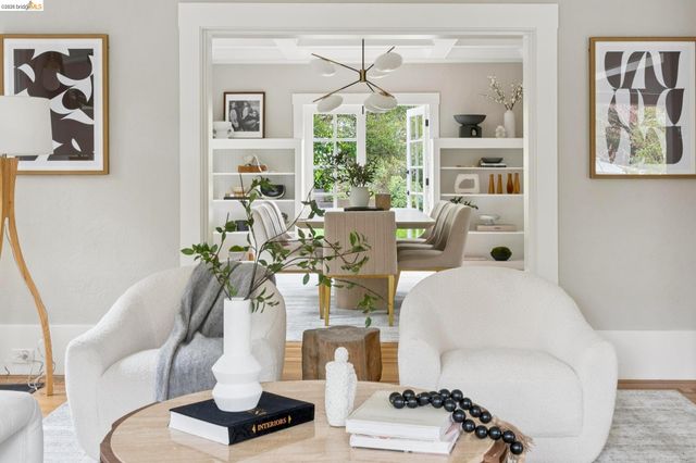 1374 El Centro Ave, Oakland, CA 94602