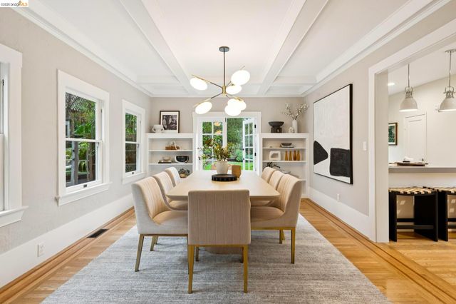 1374 El Centro Ave, Oakland, CA 94602