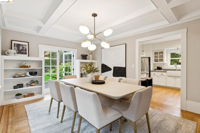 1374 El Centro Ave, Oakland, CA 94602