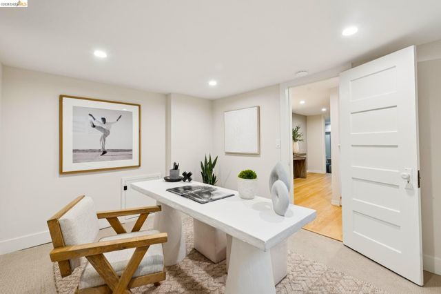 1374 El Centro Ave, Oakland, CA 94602