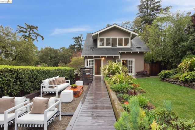 1374 El Centro Ave, Oakland, CA 94602