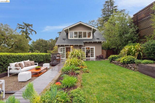 1374 El Centro Ave, Oakland, CA 94602