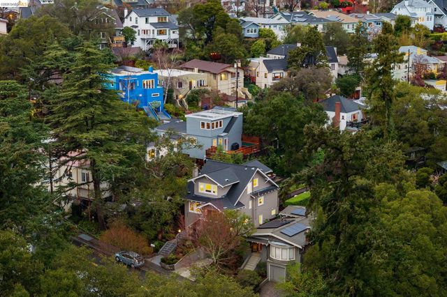 1374 El Centro Ave, Oakland, CA 94602