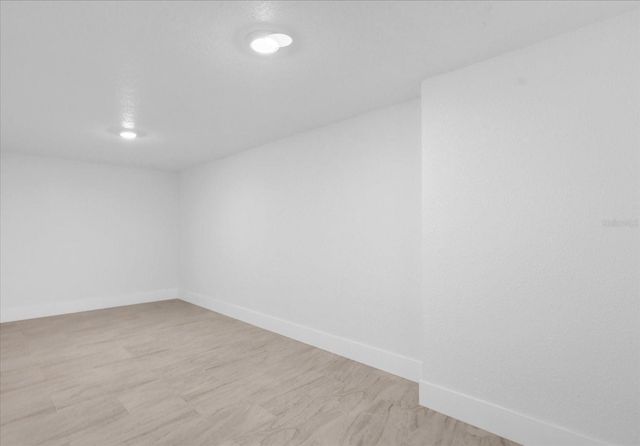 5851 SE DREW ROAD, Belleview, FL 34420