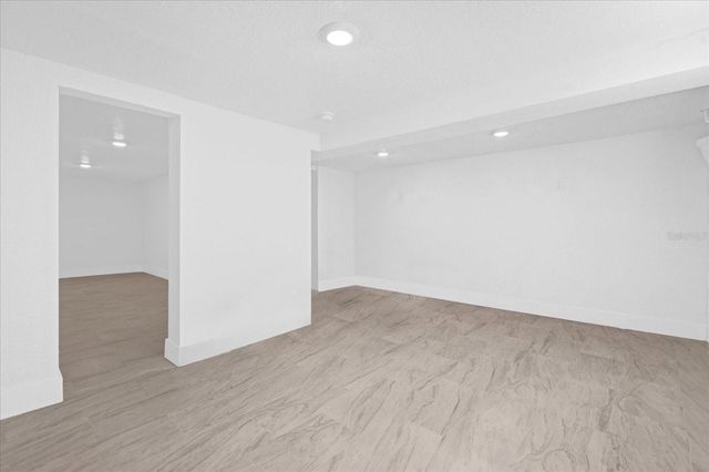 5851 SE DREW ROAD, Belleview, FL 34420