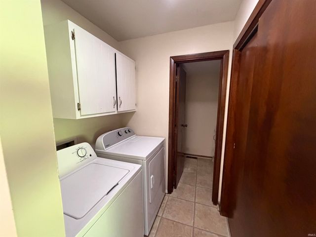 2913 W Winterberry Court, Bloomington, IN 47404