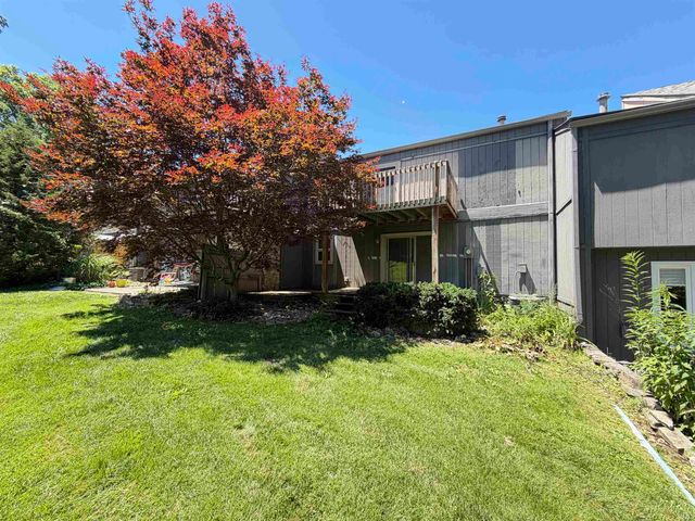 2913 W Winterberry Court, Bloomington, IN 47404