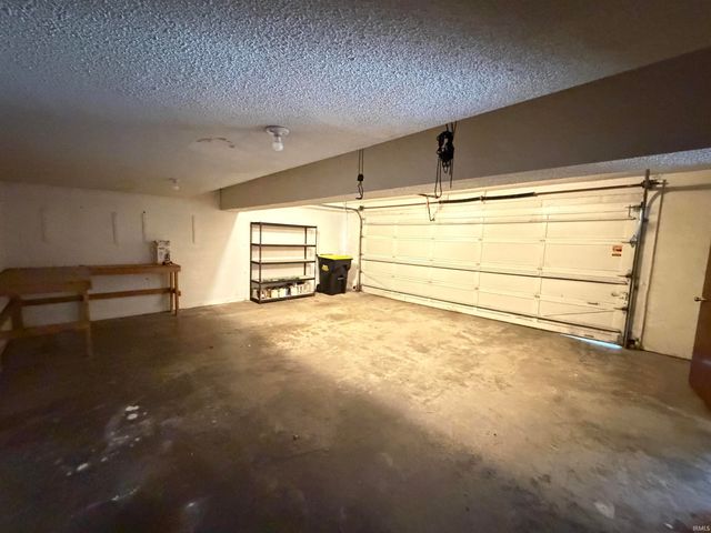 2913 W Winterberry Court, Bloomington, IN 47404