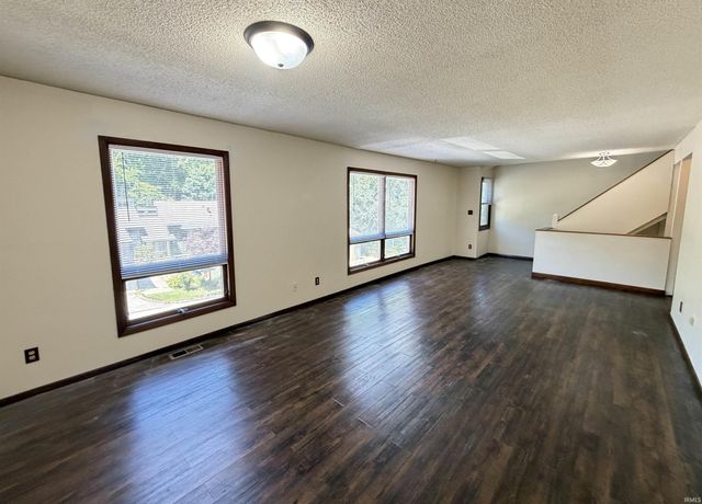 2913 W Winterberry Court, Bloomington, IN 47404