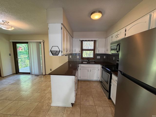 2913 W Winterberry Court, Bloomington, IN 47404