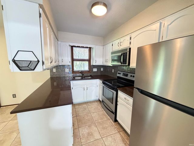 2913 W Winterberry Court, Bloomington, IN 47404