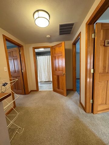 7 Canobieola Rd, Methuen, MA 01844