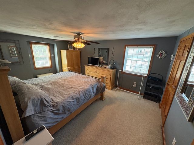 7 Canobieola Rd, Methuen, MA 01844