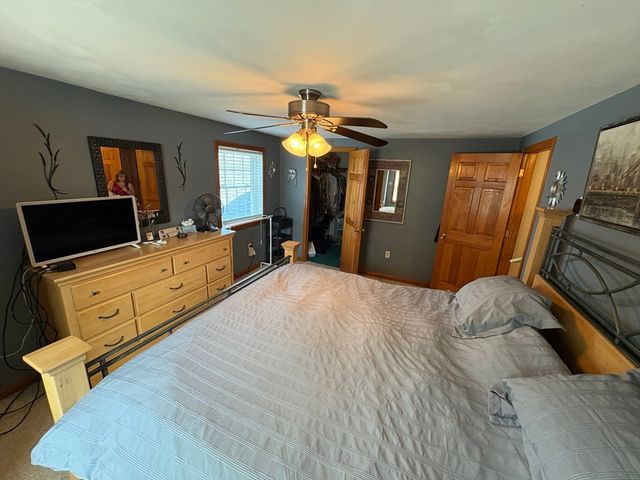 7 Canobieola Rd, Methuen, MA 01844