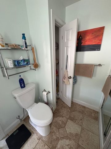 7 Canobieola Rd, Methuen, MA 01844