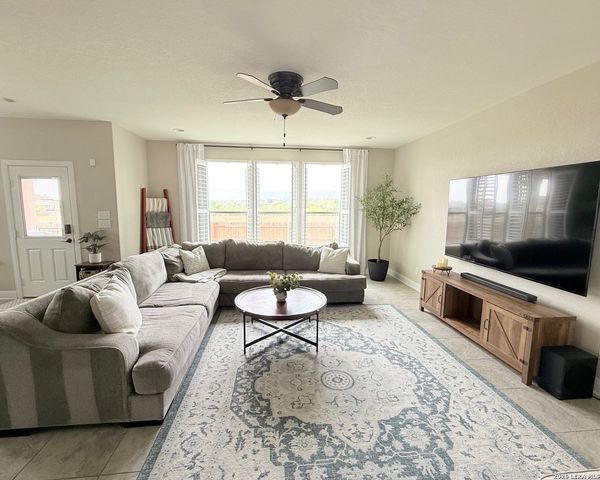 209 landmark, Cibolo, TX 78108