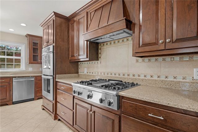 1808 Seminole Trail, Waycross, GA 31501