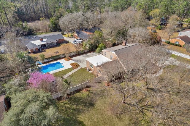 1808 Seminole Trail, Waycross, GA 31501