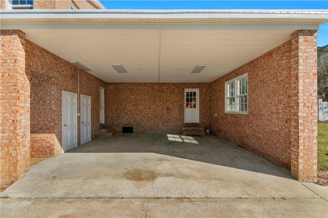 1808 Seminole Trail, Waycross, GA 31501