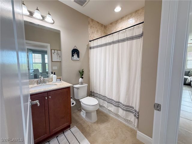 1439 Santiago CIR 2101, Naples, FL 34113