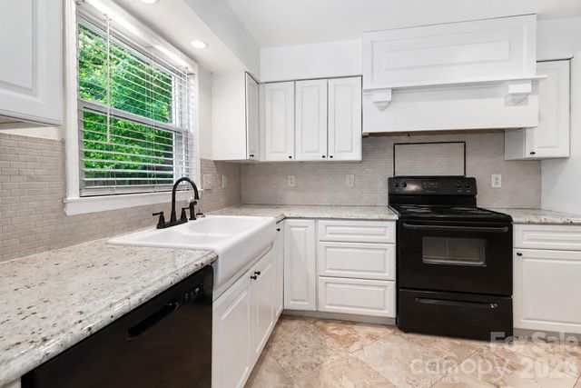 7441 Riding Trail Road, Charlotte, NC 28212