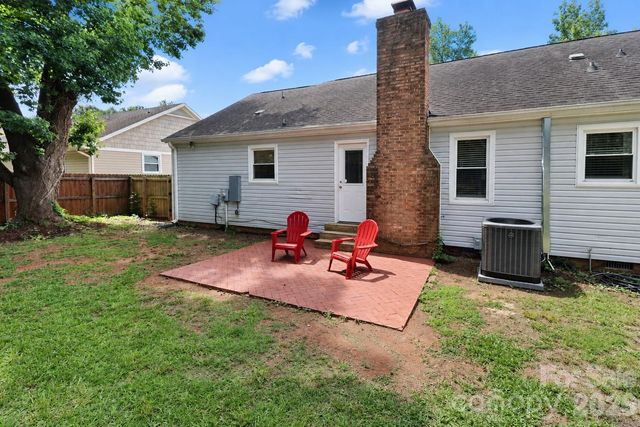 7441 Riding Trail Road, Charlotte, NC 28212