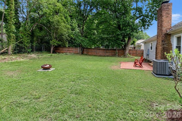 7441 Riding Trail Road, Charlotte, NC 28212