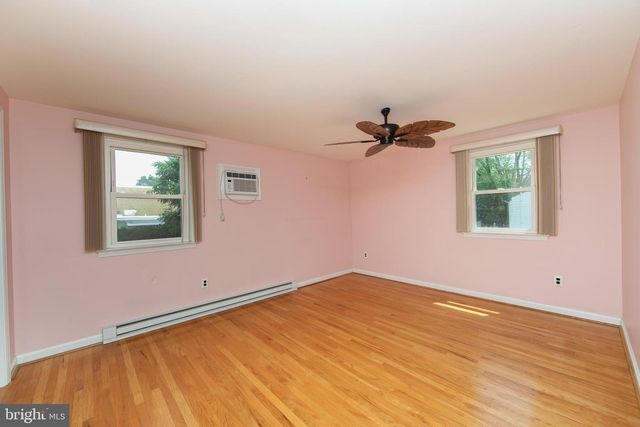 890 MANTUA BLVD, Sewell, NJ 08080