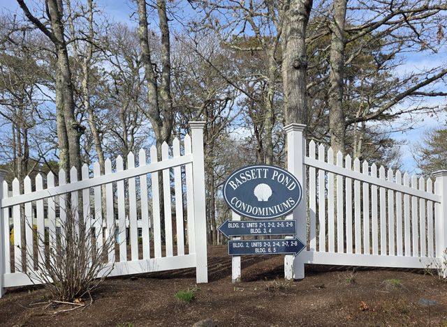 222 Buck Island Road APT 2-6, West Yarmouth, MA 02673