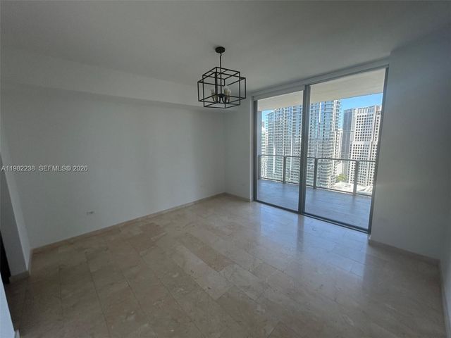 88 SW 7th St 3307, Miami, FL 33130