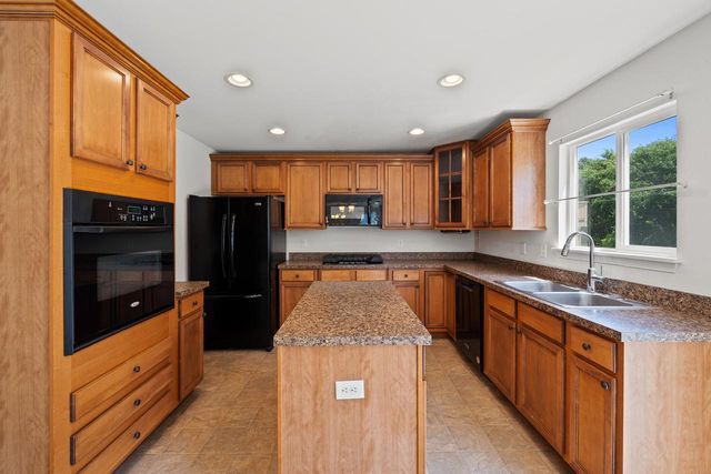 501 Manning WAY, Lake Geneva, WI 53147