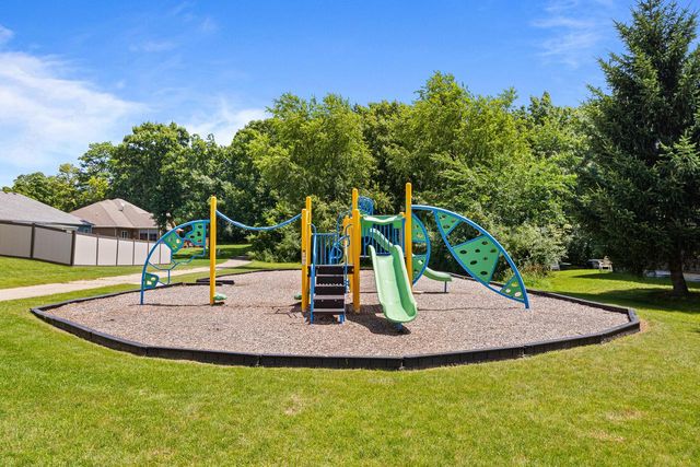 501 Manning WAY, Lake Geneva, WI 53147