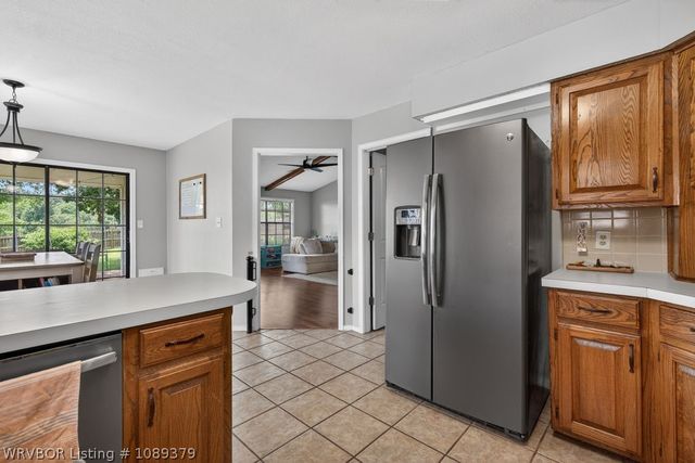 1421 Briarwood Drive, Alma, AR 72921