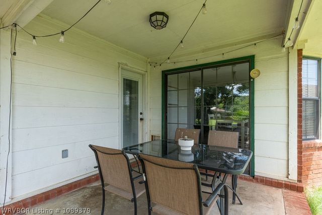 1421 Briarwood Drive, Alma, AR 72921