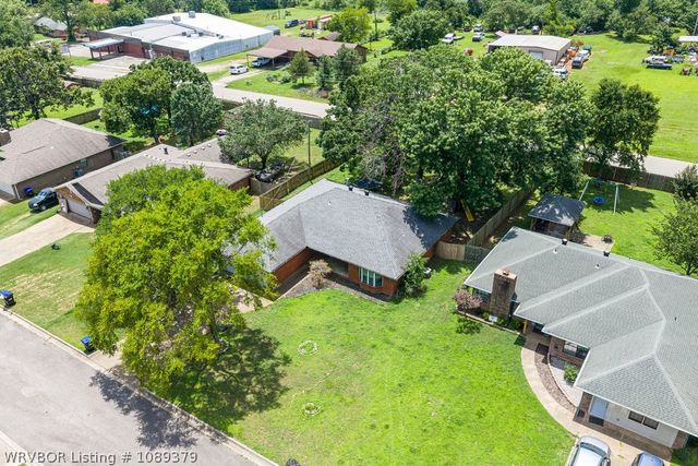 1421 Briarwood Drive, Alma, AR 72921