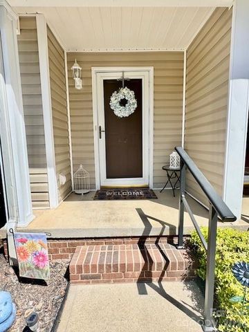 3261 White Oak Court, Claremont, NC 28610