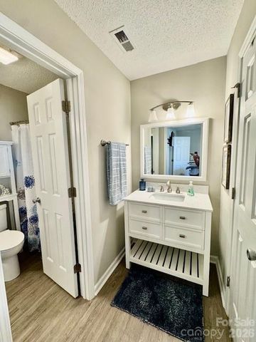 3261 White Oak Court, Claremont, NC 28610