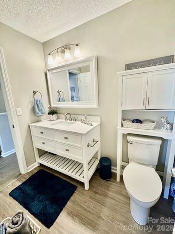 3261 White Oak Court, Claremont, NC 28610