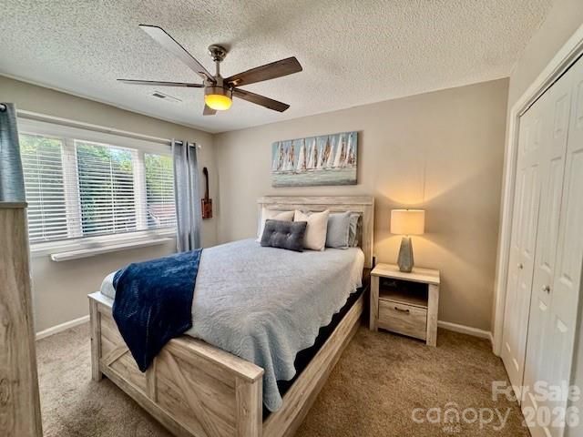 3261 White Oak Court, Claremont, NC 28610