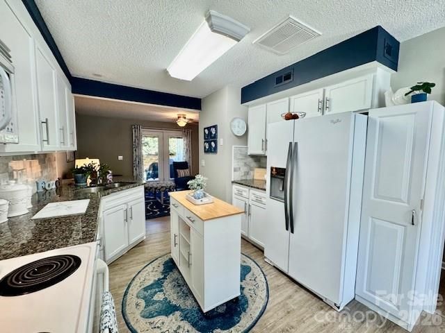 3261 White Oak Court, Claremont, NC 28610