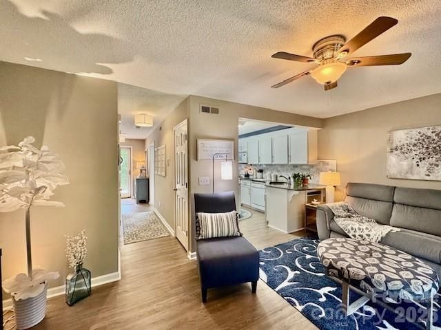 3261 White Oak Court, Claremont, NC 28610