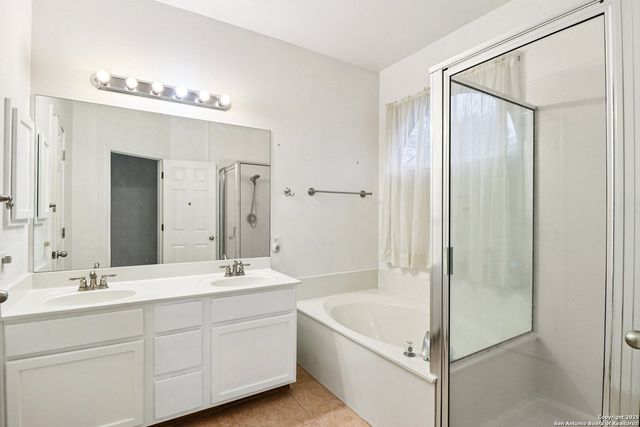 21402 Encino Lookout, San Antonio, TX 78259